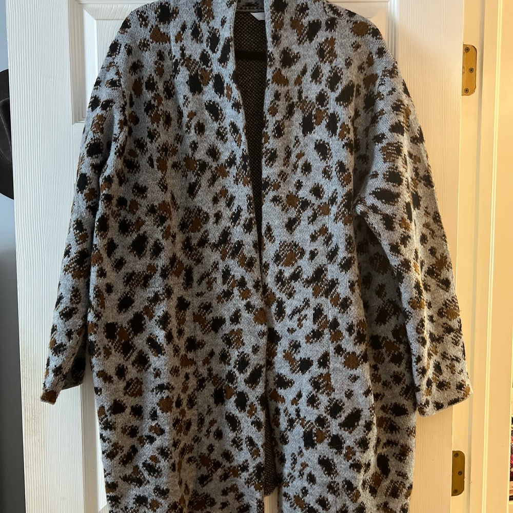 Long Animal Print Sweater Cardigan Grey/Brown
Size XL (16-18)